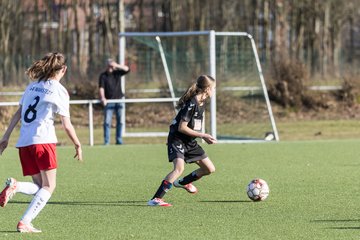 Bild 124 - wBJ SV Wahlstedt - SV Henstedt Ulzburg : Ergebnis: 0:1